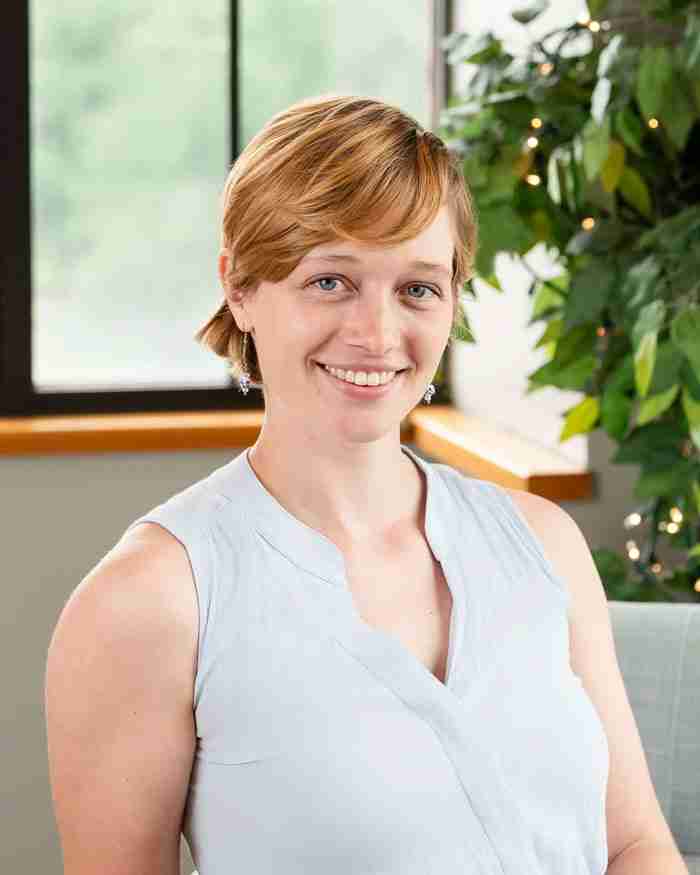 Portrait of Grace Pernecky, LLMSW, EMDR, Anxiety & Chronic Illness Therapist