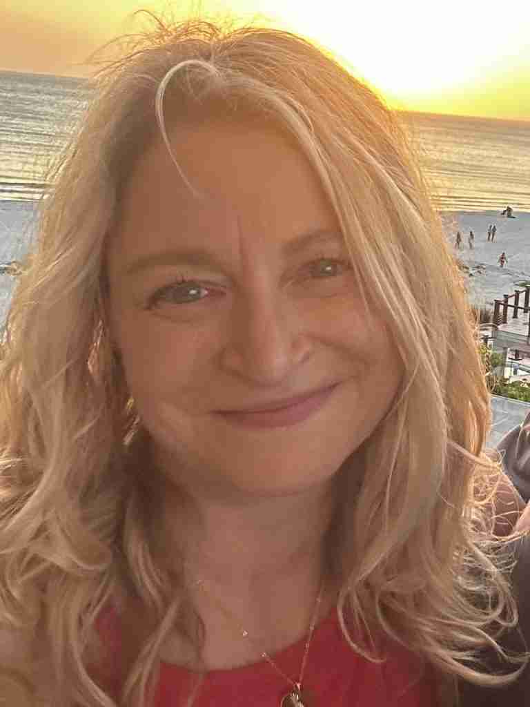Portrait of Jackie Shpak, LLP, Mindfulness & Somatic Experiencing Therapist